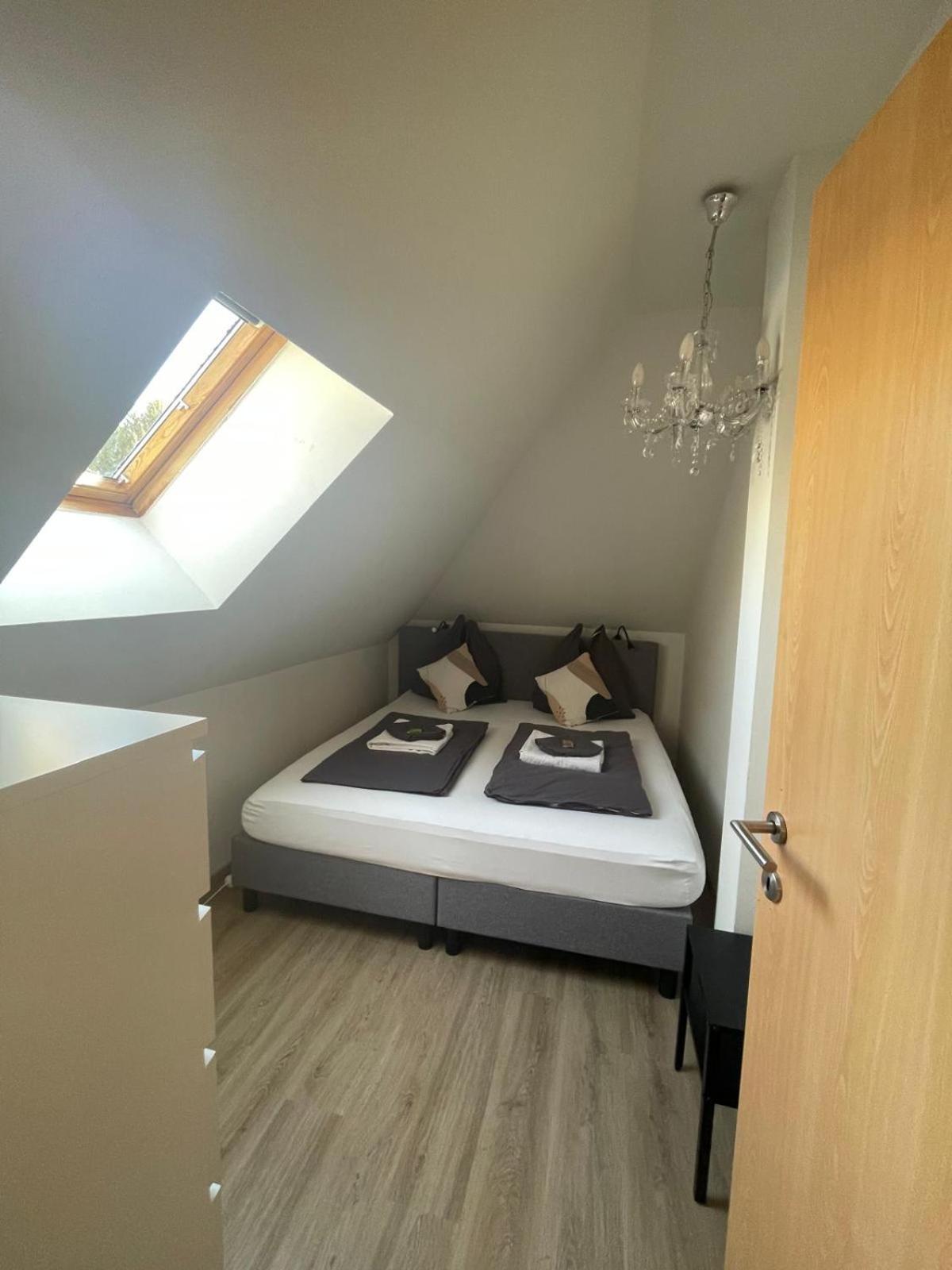 Bullsliving Seeapartment 4 Am Corso Velden am Woerthersee Exterior photo